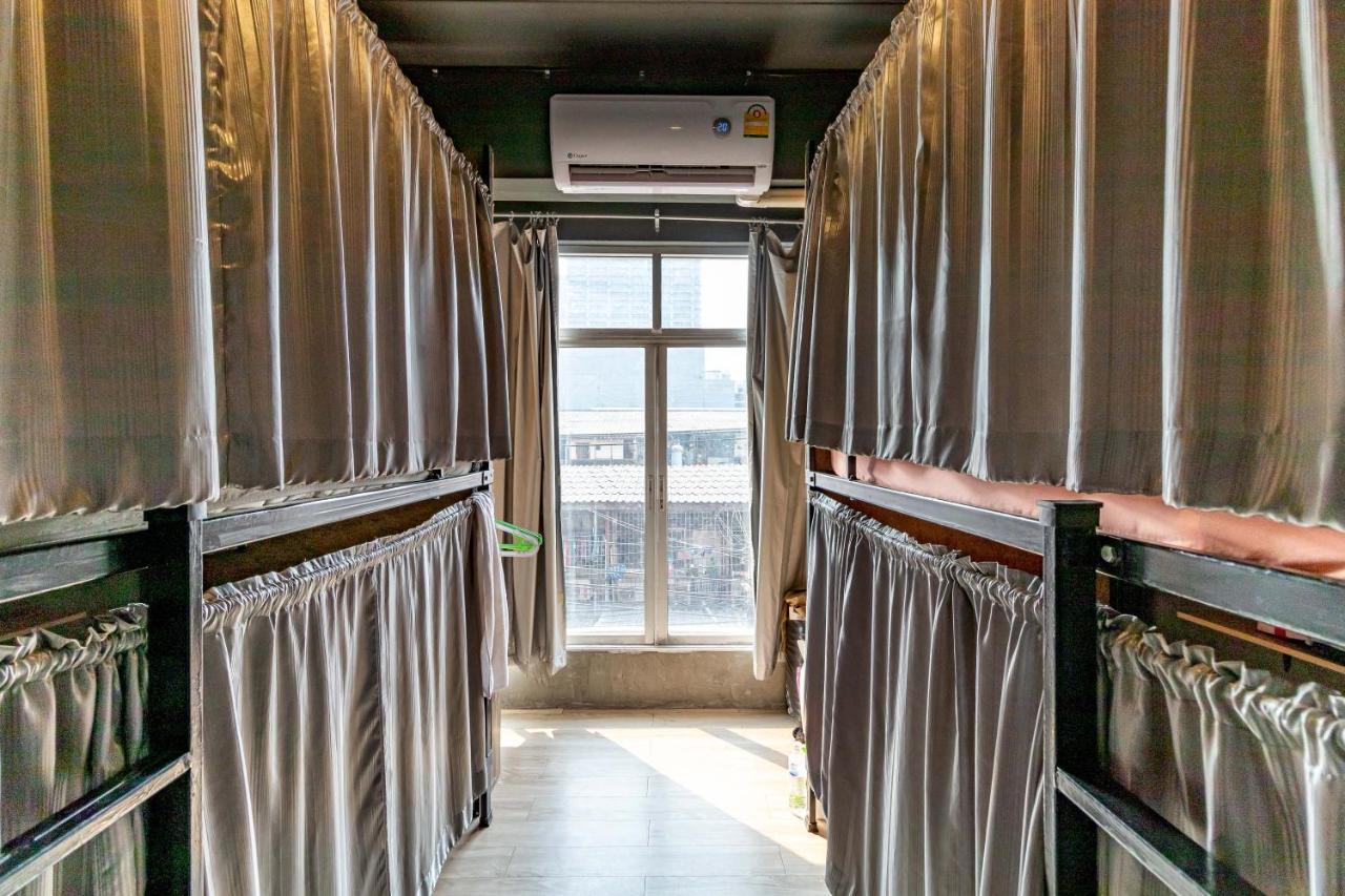 The Beds Ever Hostel (Adults Only) Bangkok Kültér fotó