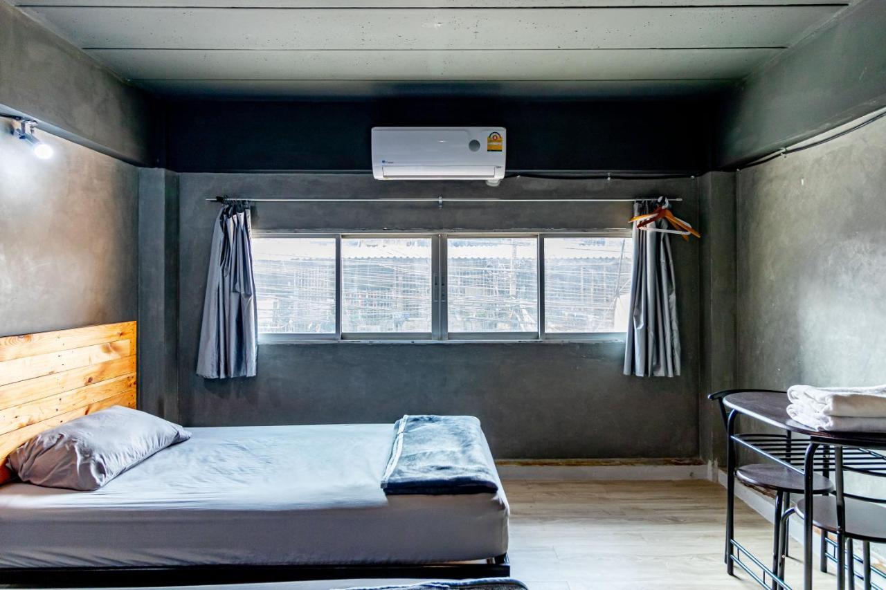 The Beds Ever Hostel (Adults Only) Bangkok Kültér fotó