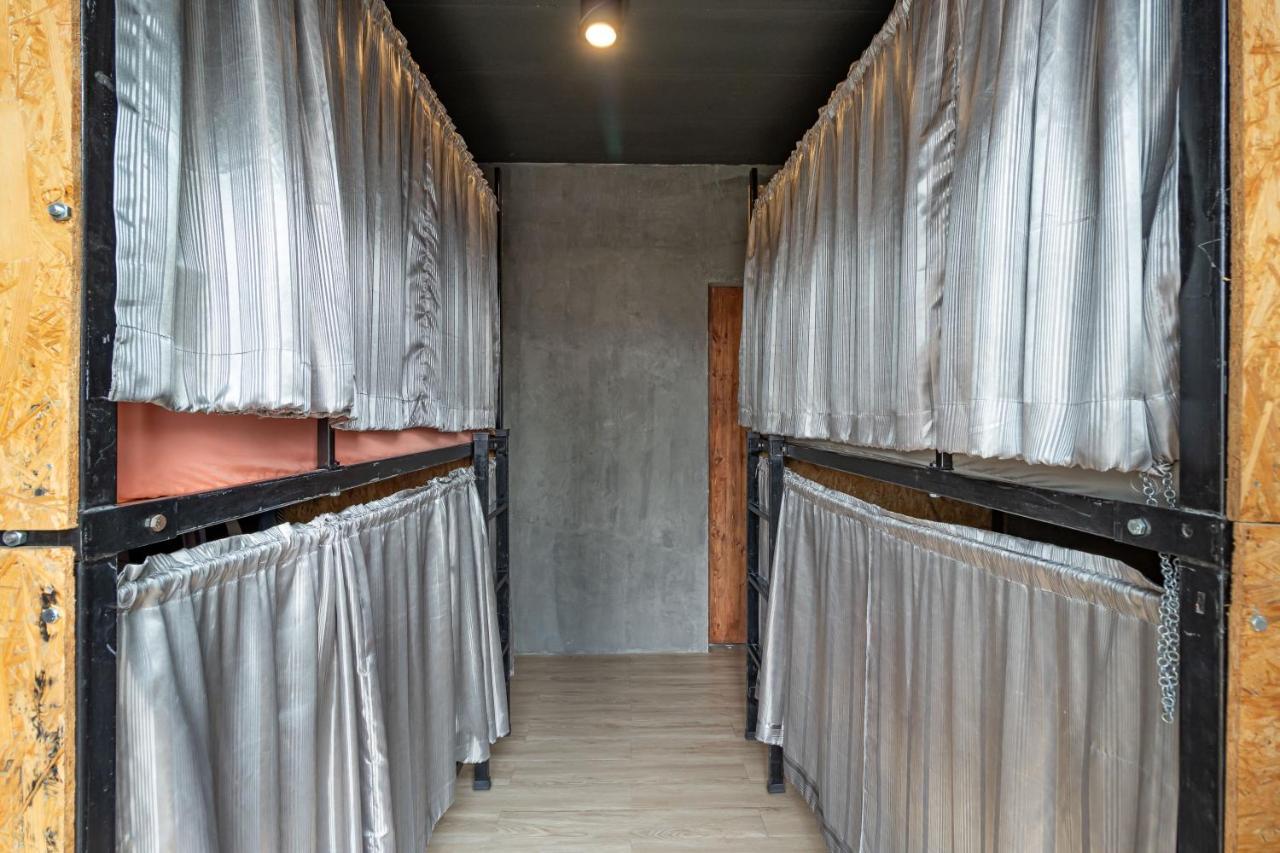 The Beds Ever Hostel (Adults Only) Bangkok Kültér fotó