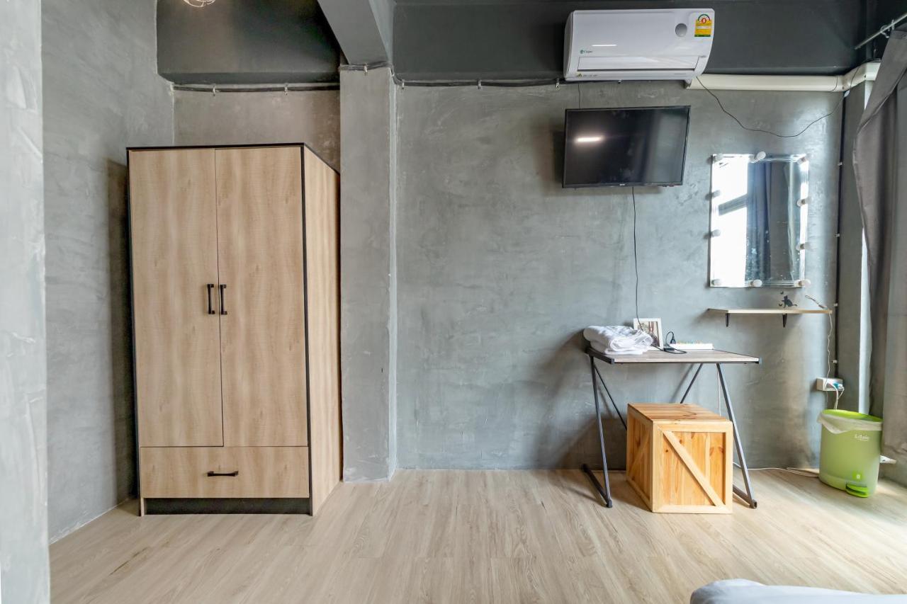 The Beds Ever Hostel (Adults Only) Bangkok Kültér fotó
