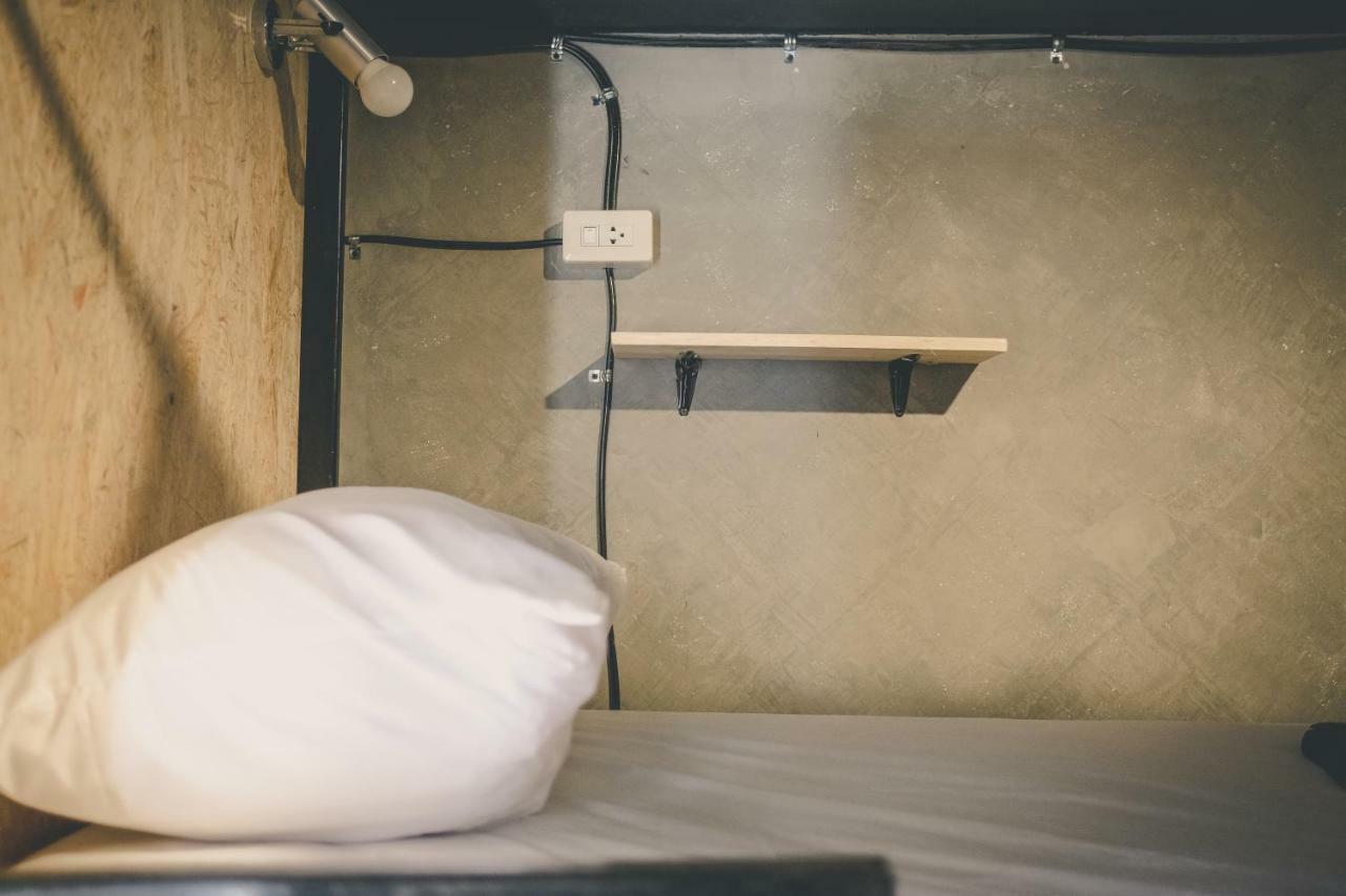 The Beds Ever Hostel (Adults Only) Bangkok Kültér fotó