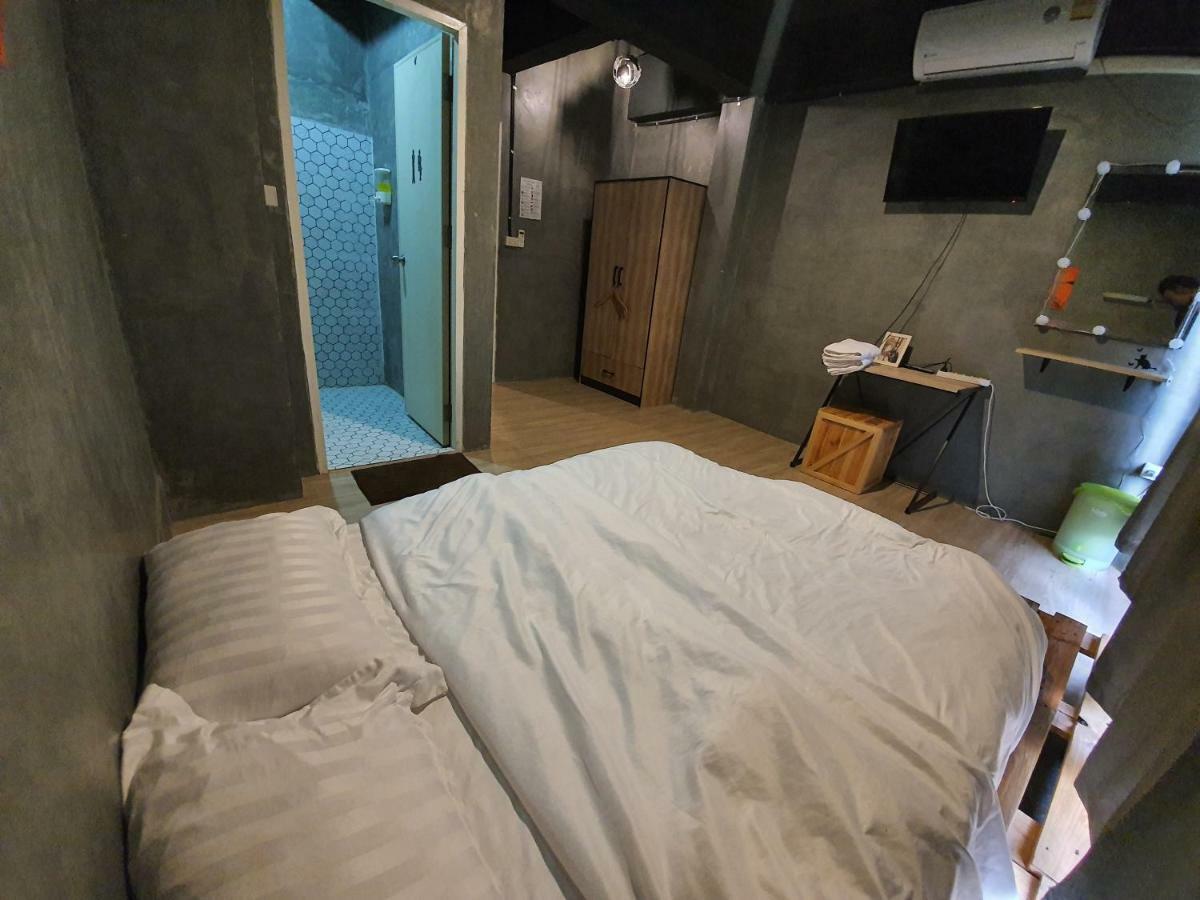 The Beds Ever Hostel (Adults Only) Bangkok Kültér fotó